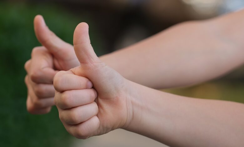 thumbs up, positive, gesture