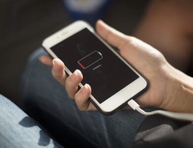 technology, digital, online, hand, telecommunication, social, battery, mobile phone, networking, connection, jeans, charging, human hand, device, internet, energy